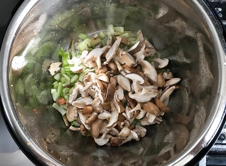 mushroom-soup-instant-pot.jpg