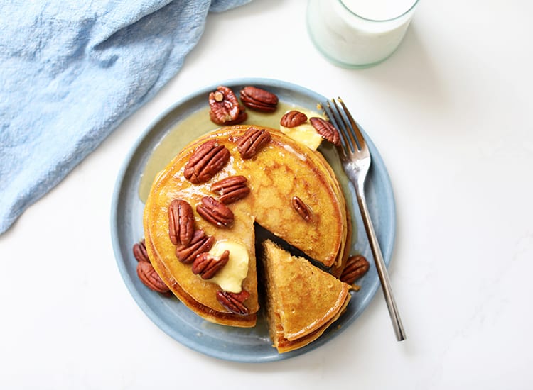 pancakes with pecans